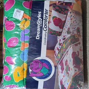 NIP Vintage DreamStyles By BIBB Offical Barney Poly Blend  Full Size Comforter